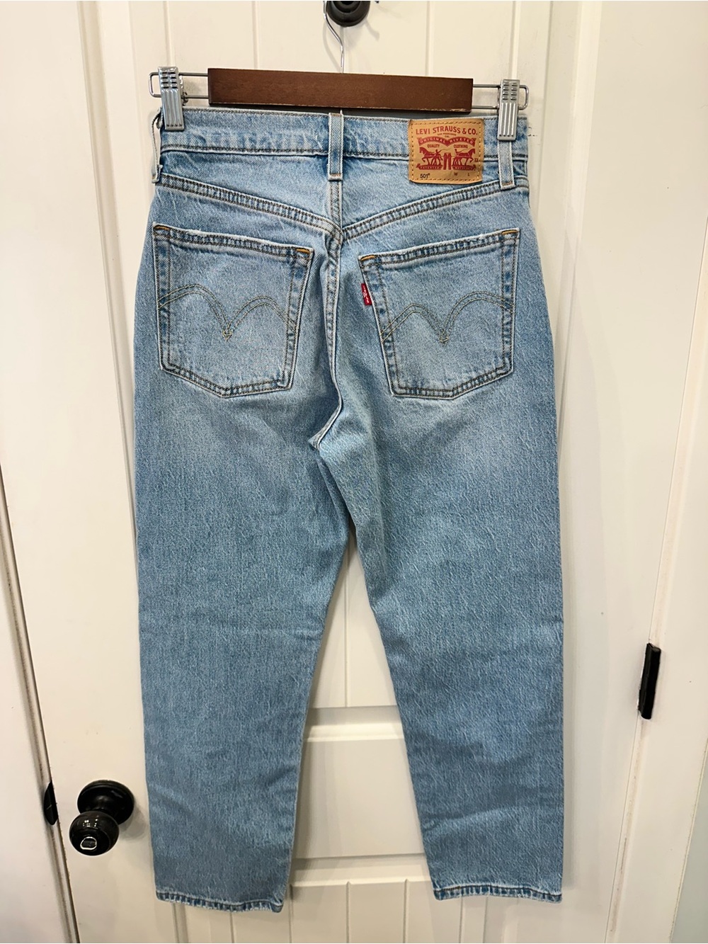 ✨ Levi's 501® Crop High-Rise Straight Leg Jeans - Size 24 ✨ - Picture 2 of 4